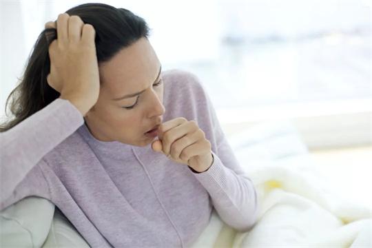 感冒喉咙干痒老是想咳嗽怎么办？对症下药才是硬道理